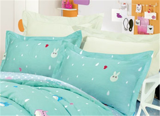 SE7308俏皮龙猫(全棉印花床罩四件套) SE7308俏皮龙猫(全棉印花床罩四件套)